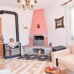 펜션 Vast Emerald, The Only House In Kavourotrypes *