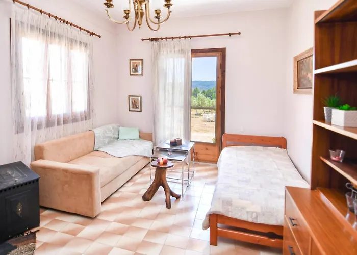 Vast Emerald, The Only House In Kavourotrypes بيت للعطل *