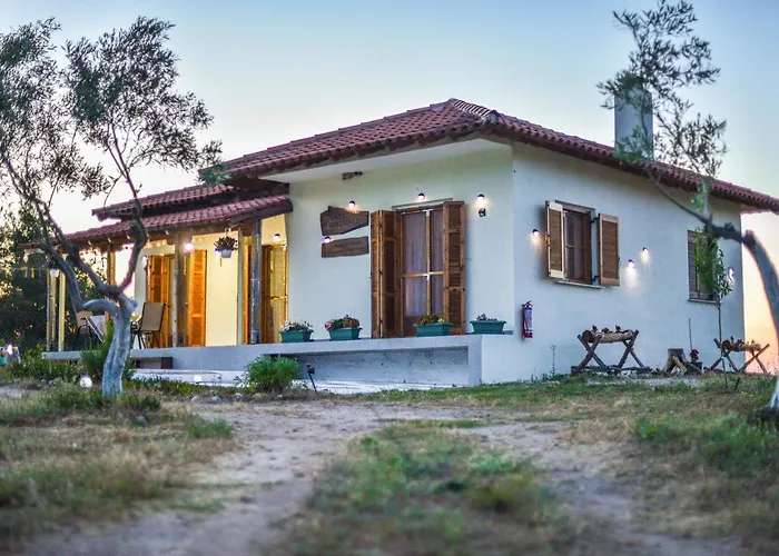 Vast Emerald, The Only House In Kavourotrypes